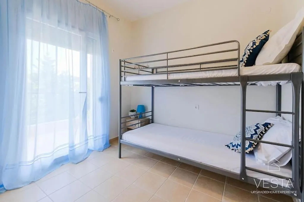 Selina 2-Bdrm Maisonette With Shared Garden, Sani Villa Sani  0*, Sani (Chalkidiki)