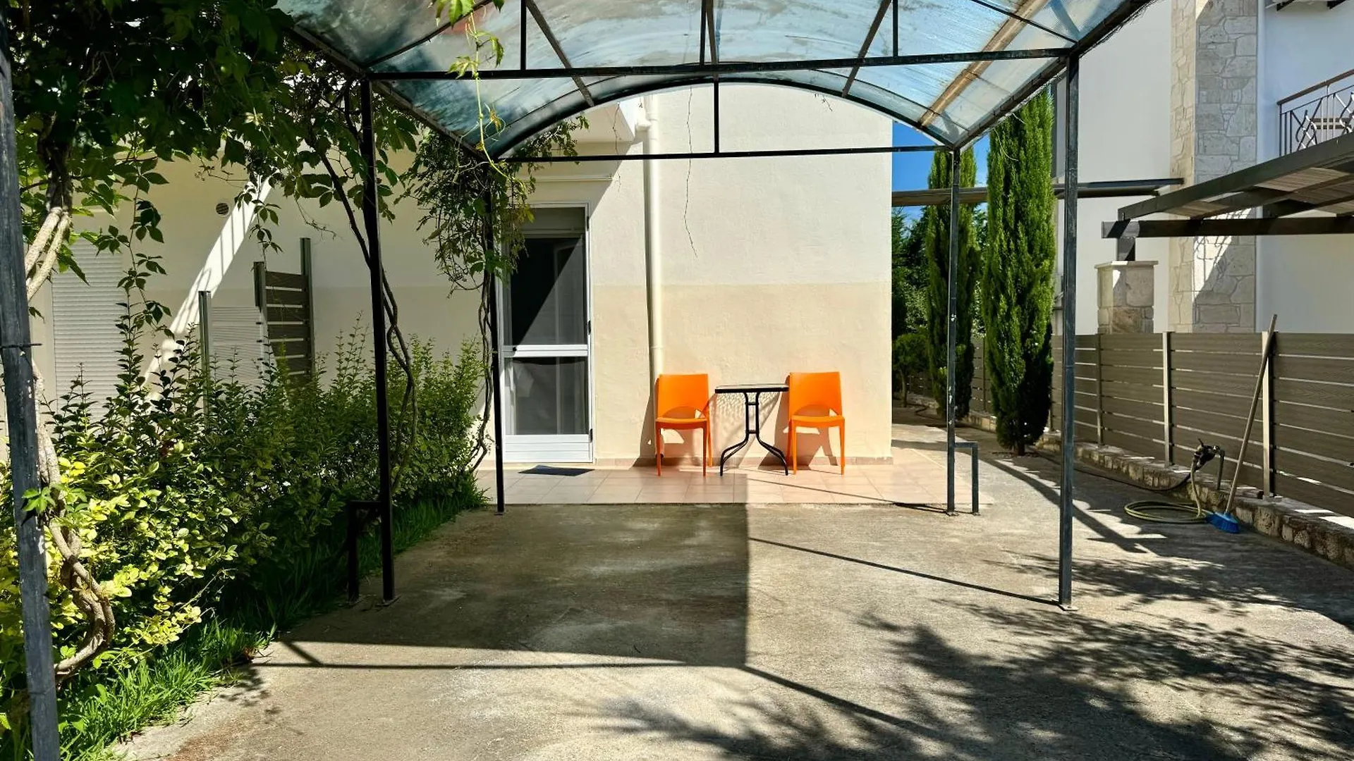 Selina 2-Bdrm Maisonette With Shared Garden, Sani Villa Sani  Holiday home Sani (Chalkidiki)